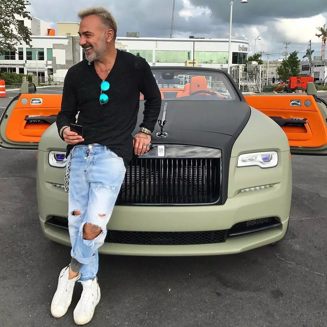 50岁意大利富豪的生活照火爆ins网友直呼羡慕嫉妒恨