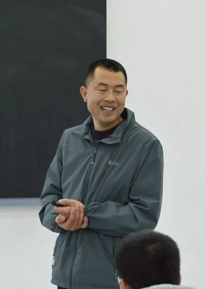 《中学生吸烟的危害》王兆胡老师《中学生早恋的危害》辛建国老师