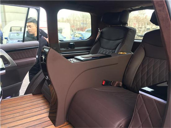 陆地巡洋舰改床车合正非凡的质感兼具实用性美观性