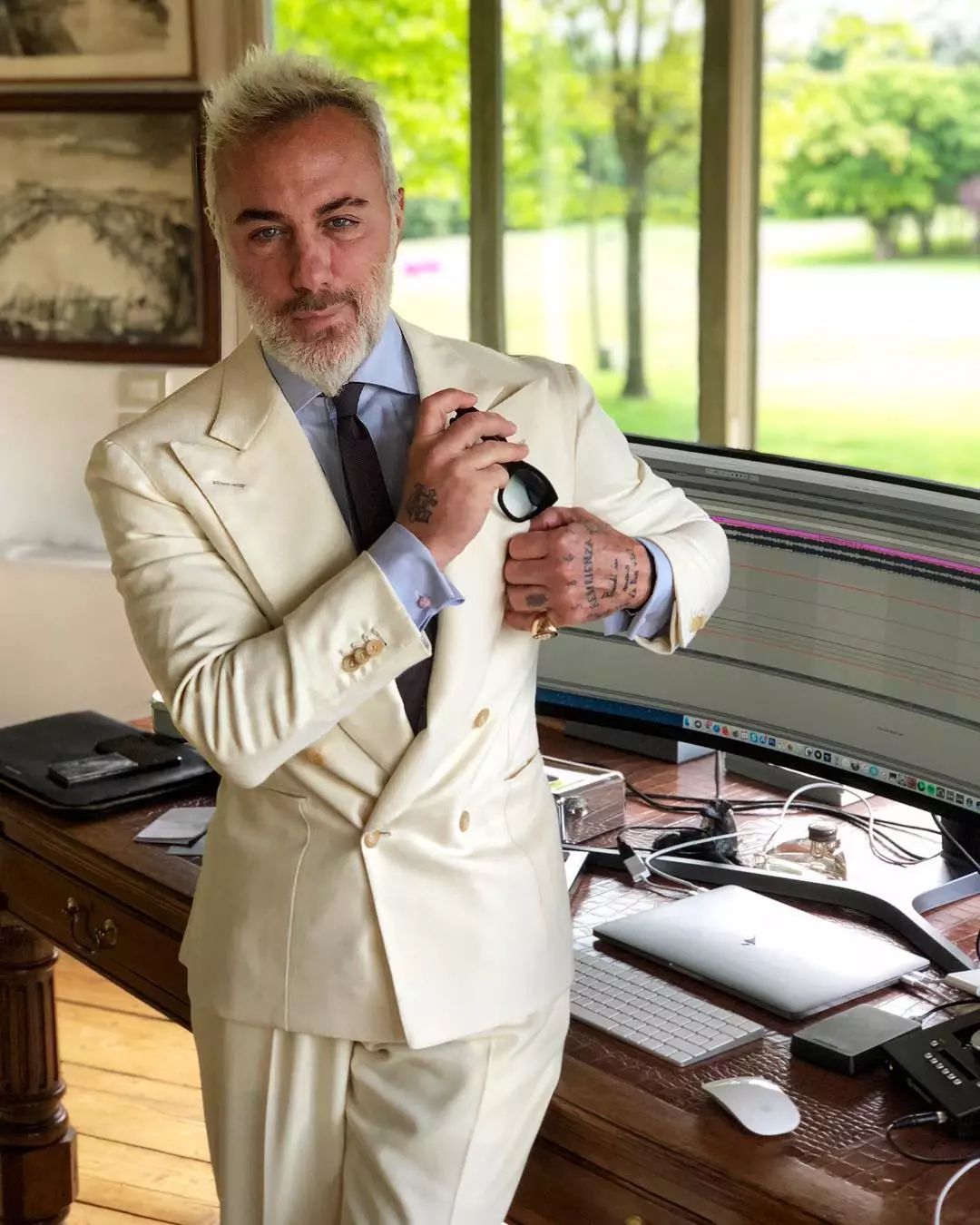 50岁意大利富豪的生活照火爆ins网友直呼羡慕嫉妒恨