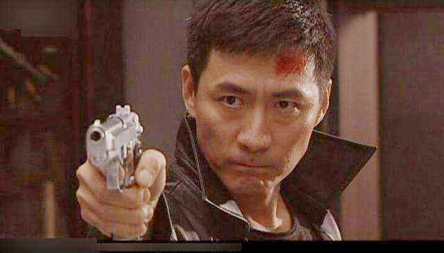 其手下更有一支精锐的狙击枪手,战斗力比燕双鹰的特务营还要高一