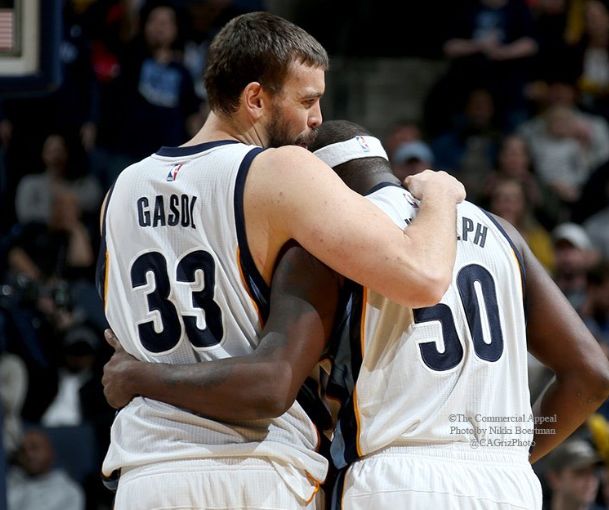 稍稍收敛脾气的他与小加索尔组成令人闻风丧胆的黑白双煞,外加康利和