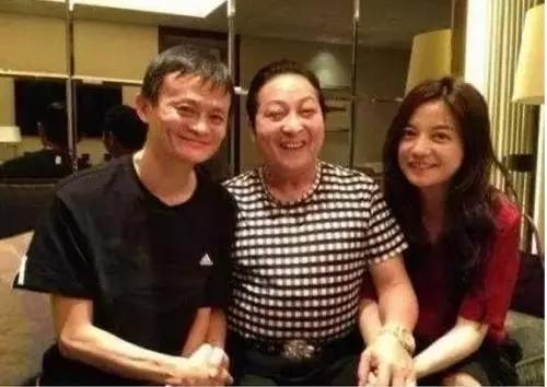 劲爆 大师王林是如何为女星开光 李冰冰