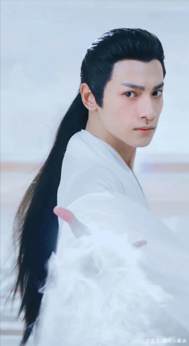《香蜜》润玉罗云熙美图分享,当了天帝却孤独地高坐于九重天上