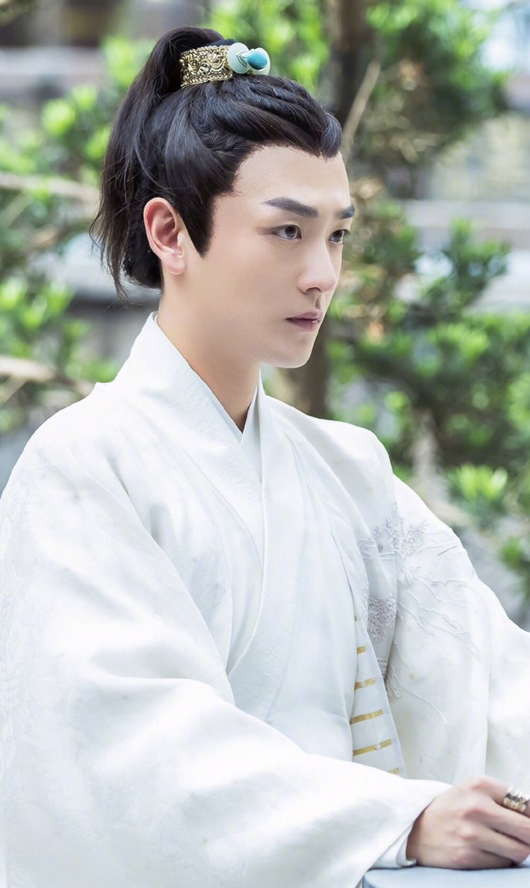 《纨绔世子妃》来袭,"五竹叔""青瑶"齐聚,向昊成意外之喜