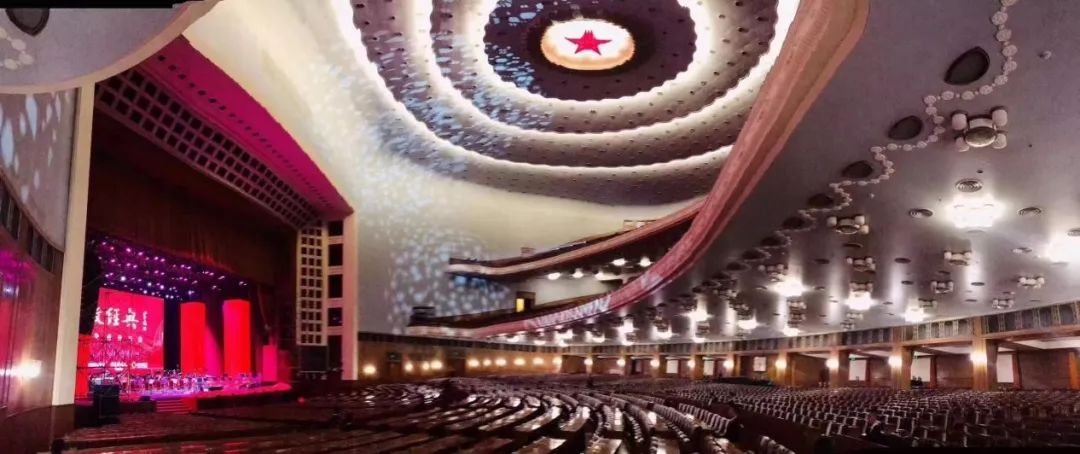 他们登上了人民大会堂的舞台2019年12月21日如今6年的时间过去了以及