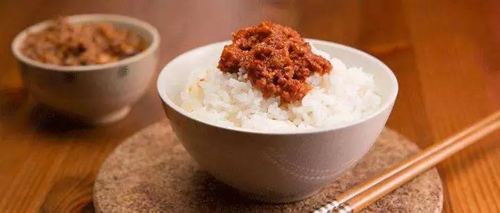 拌饭神器来了一口入魂的茶油腐乳好吃到逆天