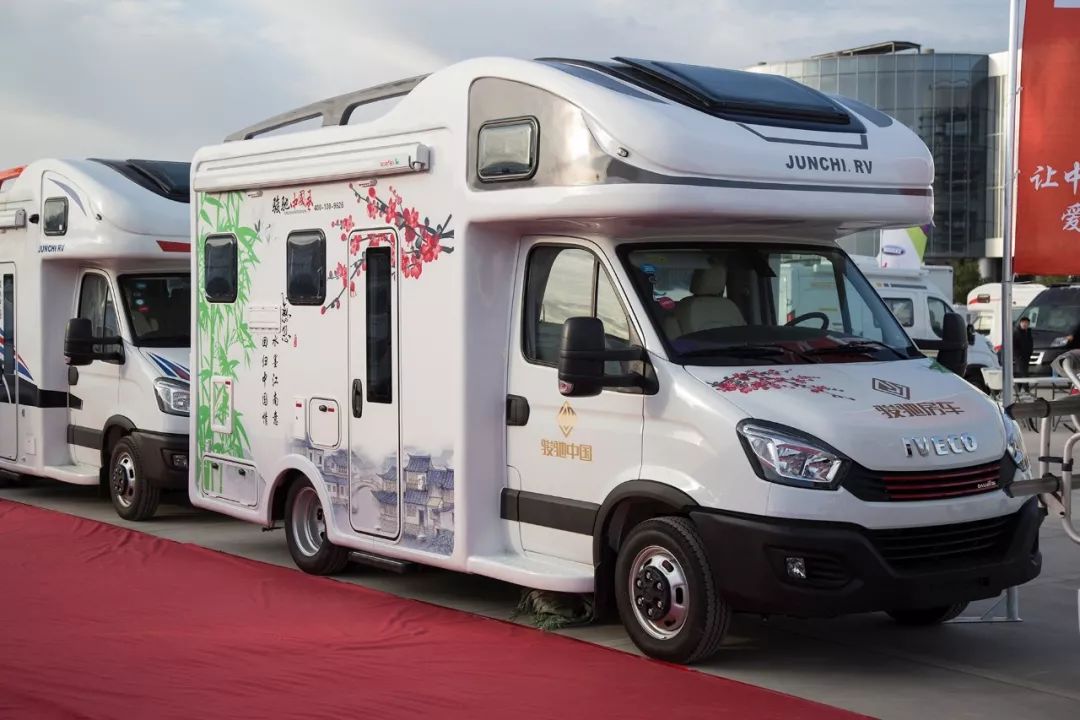 房车遇上中国风,能碰撞出怎样的火花?骏驰房车给你答案