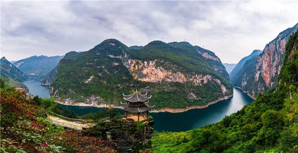 唐传义 清江蓄水后清太坪梯子口成旅游新景点吴以红 国家风景廊道巫峡