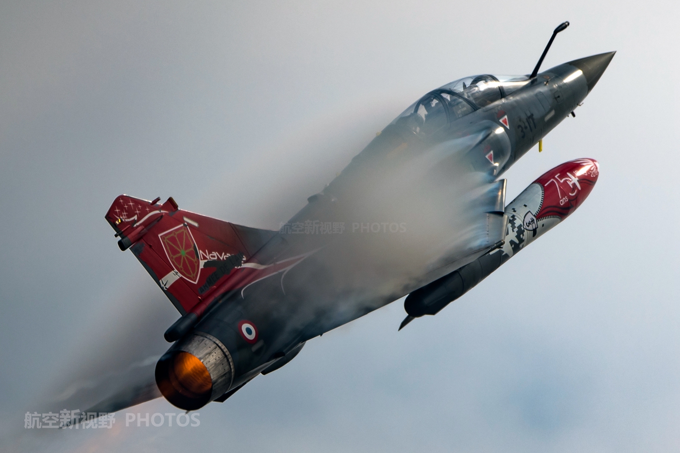 达索幻影2000d攻击机高清图,法国空军专用,经典纯三角翼战机