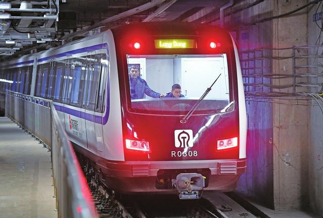 地铁3号线今起开始初期运营 早6点双向始发,半小时即可跑完全程