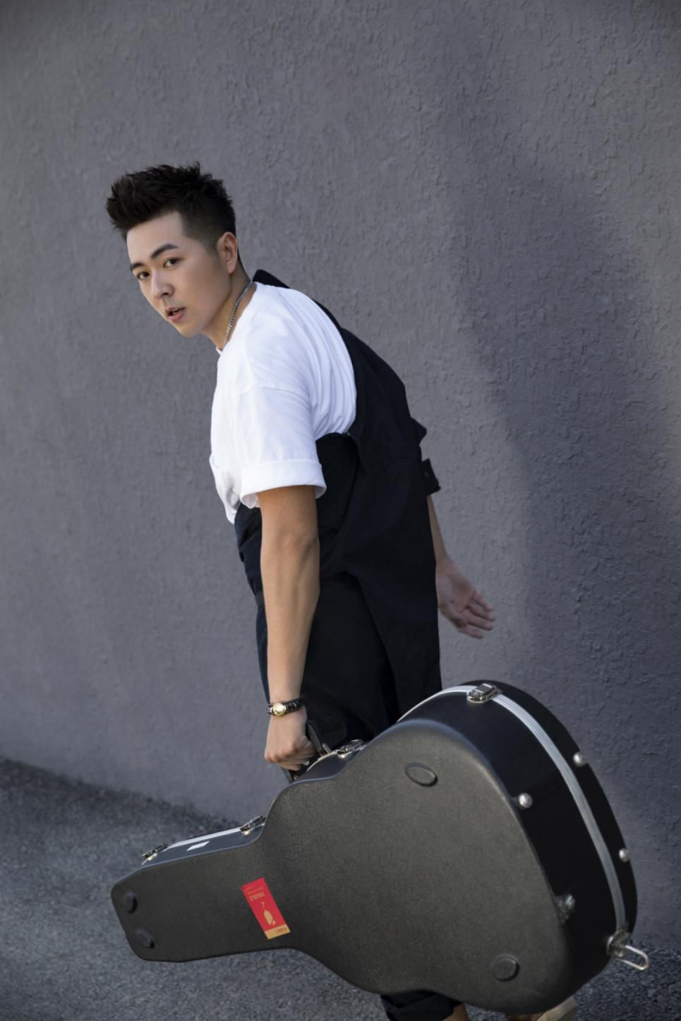 明星空降免费停车某大咖要给126万张家港人送大礼