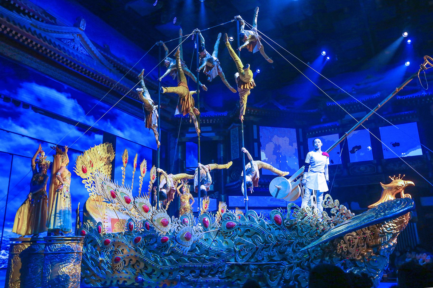 超时空唐乐舞剧《梦回大唐》黄金版 震撼首演_中国