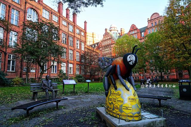 每17人就有一个同性恋,曼彻斯特还有基友村,英国为啥这么腐