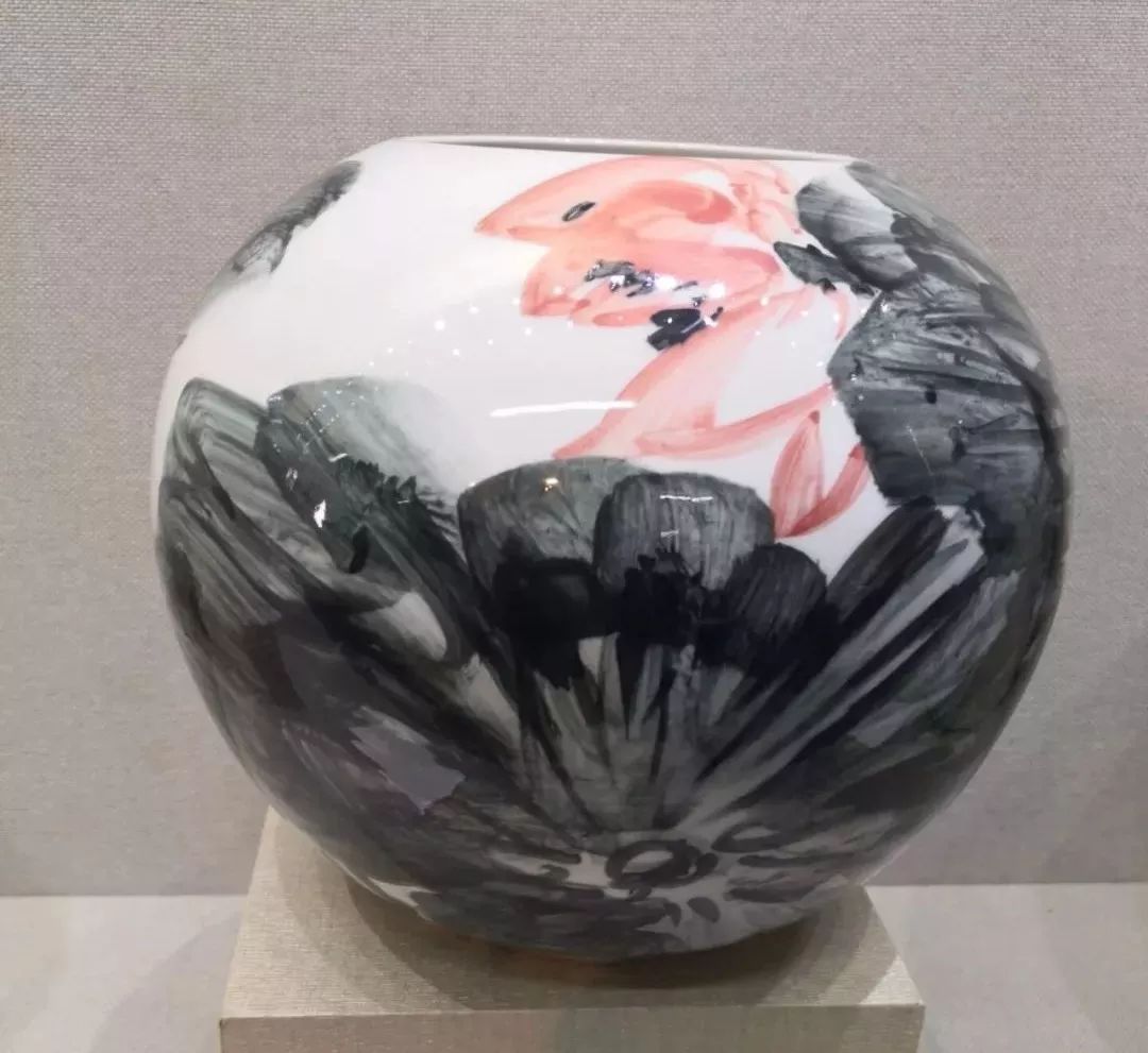 苏州市陶瓷艺术专业委员会第二届作品精品展开幕式在苏州工艺美术博物