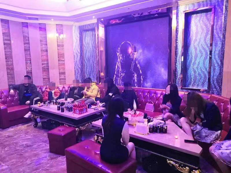 广西两家ktv提供特殊服务多名公主被抓现场图片曝光