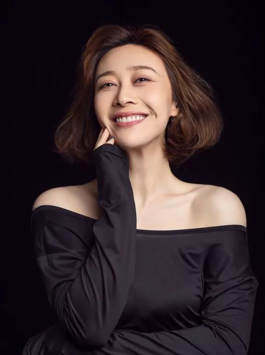 疯狂打折女王欢,公共·新闻频道主播吉林卫视主持人柏鑫,袁媛吉林名嘴