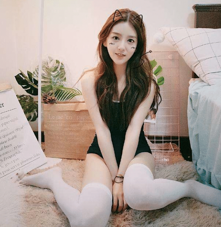 游戏女神排行_手机游戏排行榜2020前十名适合女生玩的