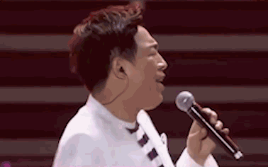 杨烁周一围们的油腻还有救吗?_黄渤