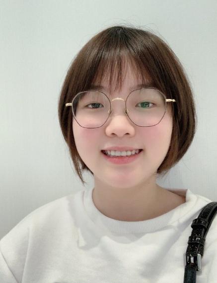 虎牙pec烤羊腿做客评论席唯一上过职业联赛的女主播