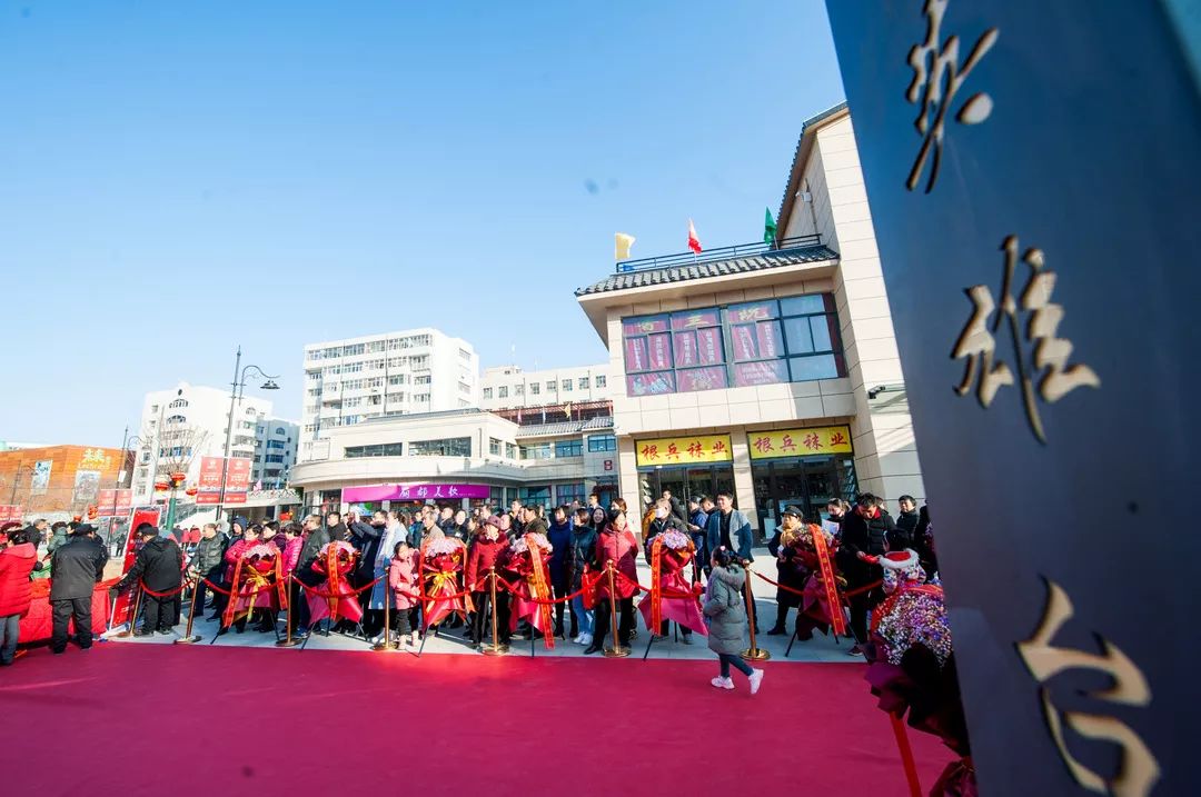 英雄台市场更是为长治及周边县区 居民购物提供了便利 今年4月,英雄台