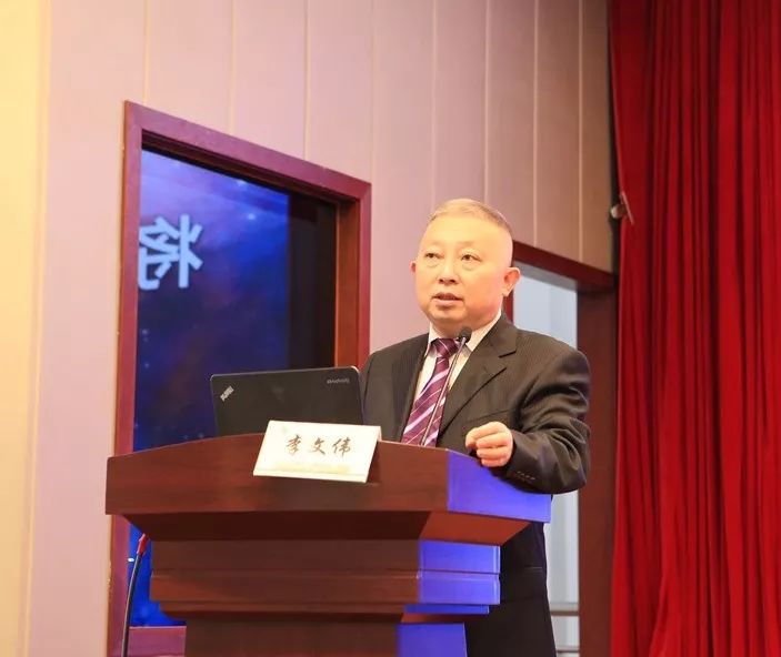 李文伟作项目介绍▲许艳红抽取试点小区"健康山阳2030"行动以预防为