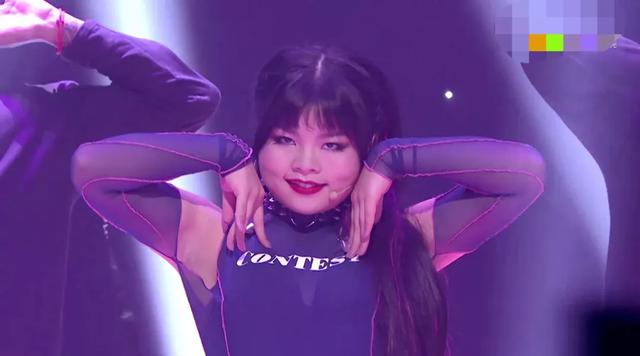 cindy爆炸头发型太亮眼被李诞吐槽是不美丽的意外她却很自信