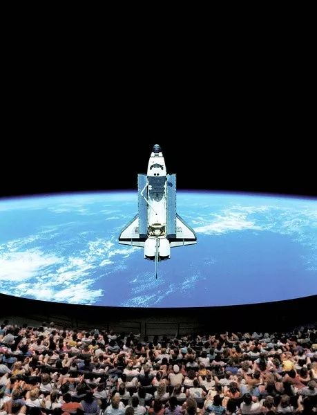 从《2001》到《星际穿越》,人类如何在电影里探索太空