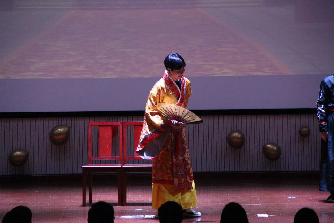 昆山市周市中学迎新年庆元旦文艺汇演