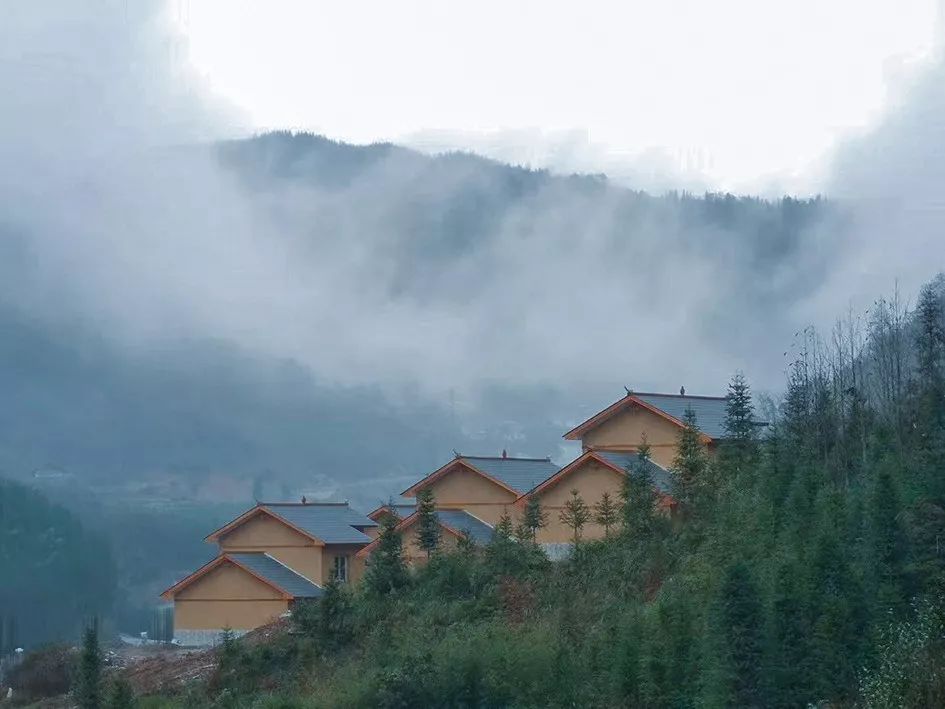 乐山扶贫村貌发生大变样不毛之地变身世外桃源约起去打卡