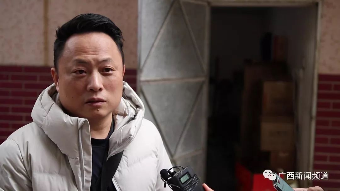 弄虚作假南宁某小区有一伙人收购茅台酒瓶再卖出来就成了2700元真茅台