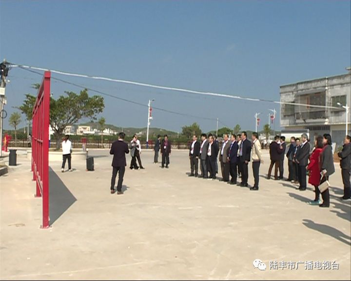 市人大代表视察碣石镇莲花村等