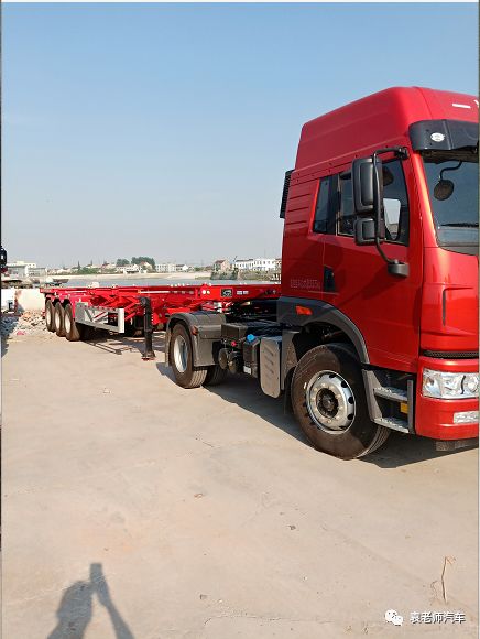 解放牌重型半挂牵引车67