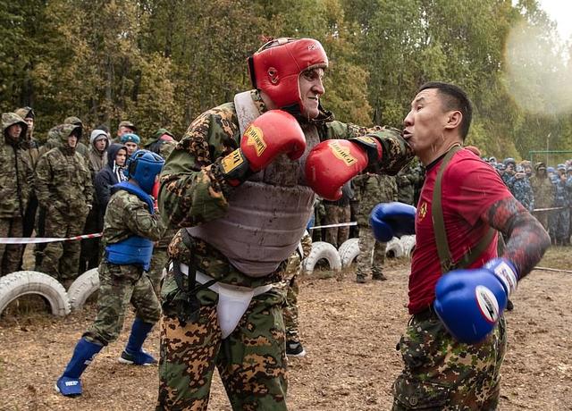 美俄大兵爆发激烈混战民众当街围攻美军俄军火速赶来直接开揍