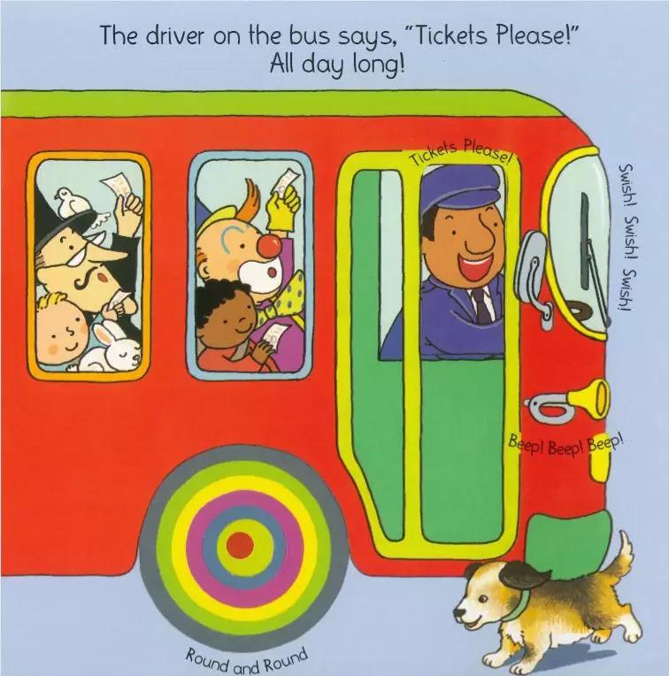 刚刚上车的魔术师坐在了第二排,他的道具小动物们等也跟着上了车,旁边