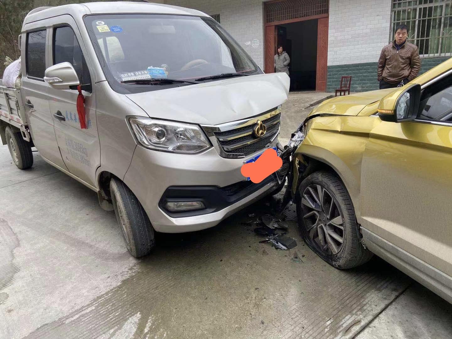 捷达vs5撞上小货车,这款没有vw标的大众suv安全性如何?