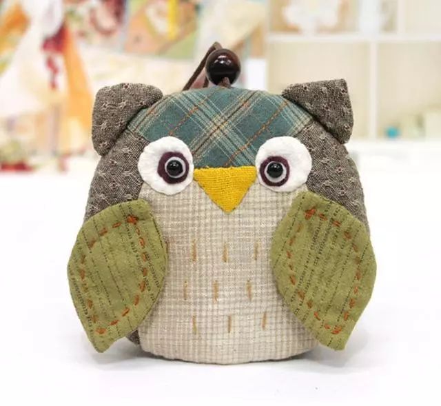 手工布艺:碎布头不要扔啊,可以做出n多拼布小萌物,一看就会