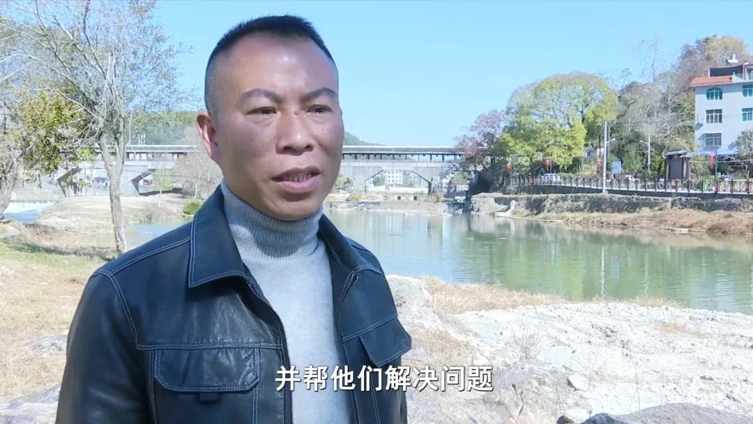 屏南县人大代表,长桥村村民主任包思斌,作为土生土长的长桥人,积极