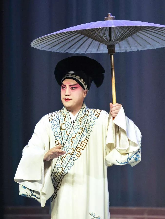 早知道邱瑞德将携白蛇传登陆中国大戏院