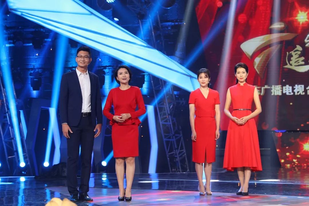 我们都是追梦人广东广电人齐聚贺台庆自演自说七十年辉煌追梦历程