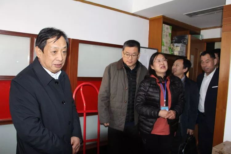 省应急厅领导来我市崂山区调研