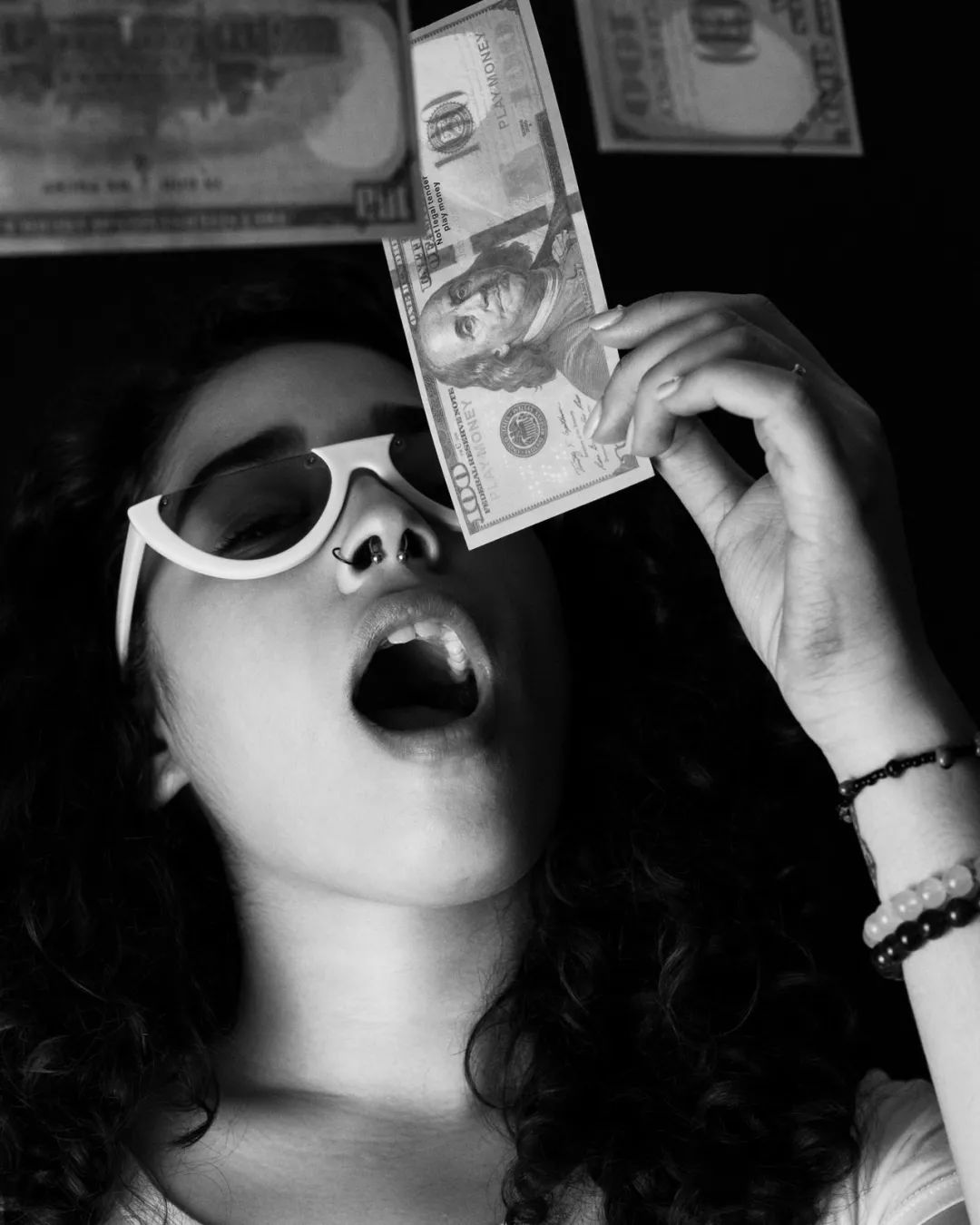 是人是鬼,一试便知.