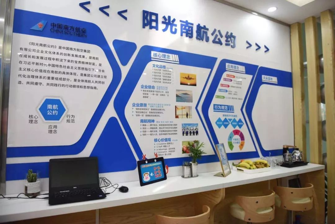 包含足球医药箱的词条 包罗
足球医药箱的词条 足球