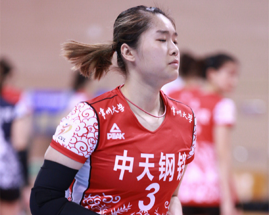 19岁二传极速上位,证明中国女排不缺二传,只缺上场锻炼的机会_孙海平