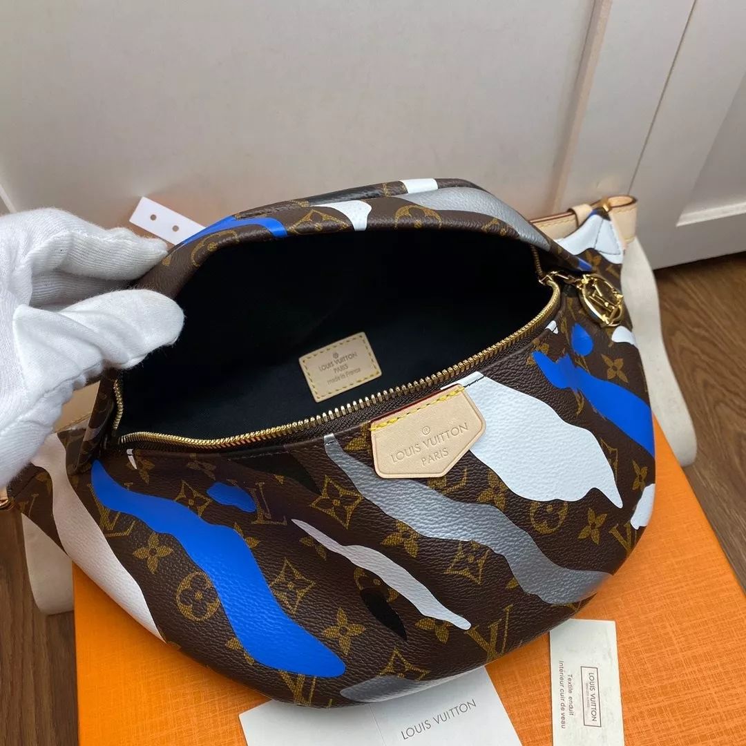 lol英雄联盟同款路易威登lv腰包英雄胶囊系列老花图案迷彩印花挎包胸
