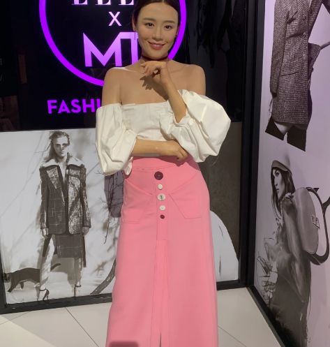 有种"寒酸"叫马思纯,被自己蜡像比下去,娱乐圈太少见