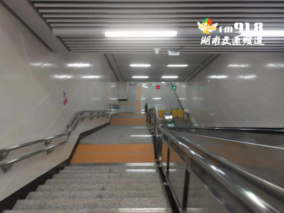 其中,3号线月湖公园北站,长沙火车站,侯家塘站,阜埠河站可分别与5,2,1