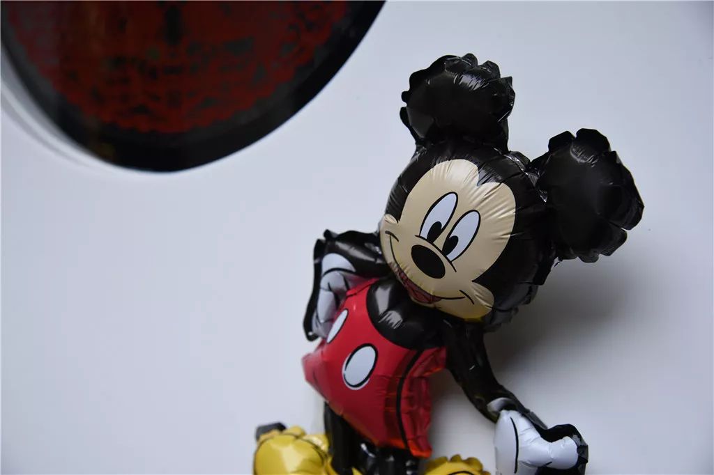 我们的节日一份专鼠于你的元旦惊喜