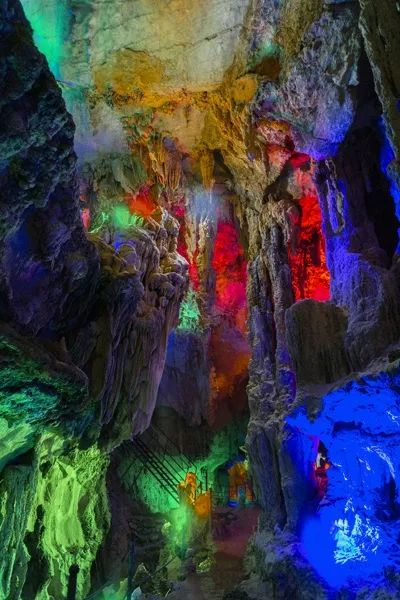 广南金龙洞神留在人世间的绝美风景