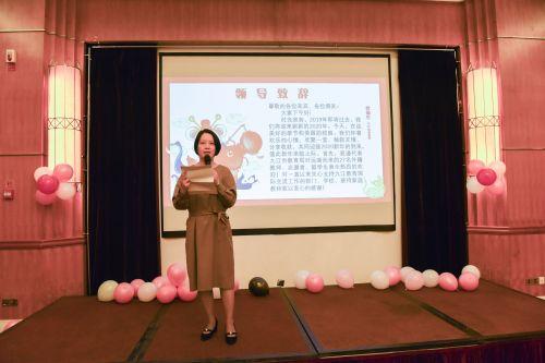 九江实验中学隆重举行2019年九江市中小学外教、留学生迎新会(图1)